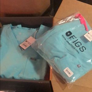 FIGS NEON BLUE SCRUB SET